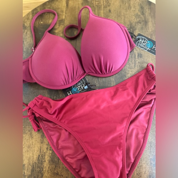 h2oh Other - H2 OH Bikini Padded Top Medium M Bikini Bottom M Color Merlot Women's